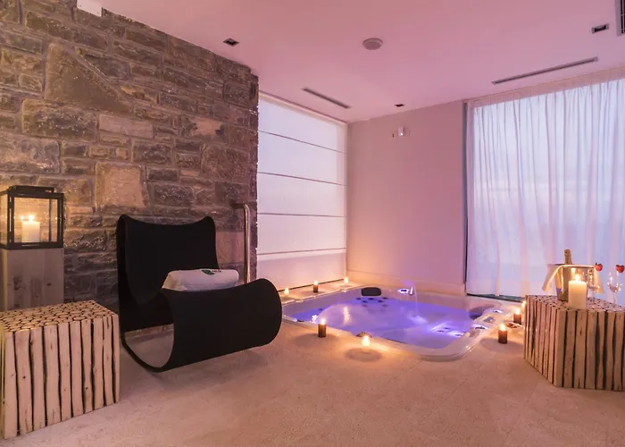 Monte Near Umag For 10 People With Heated Infinity Pool, & Play