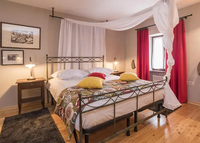 Monte Near Umag For 10 People With Heated Infinity Pool, & Play Villa *