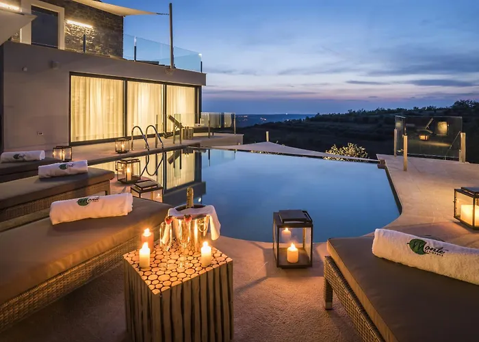 Monte Near Umag For 10 People With Heated Infinity Pool, & Play Merisce