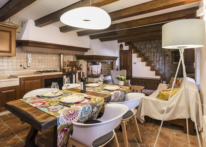 Monte Near Umag For 10 People With Heated Infinity Pool, & Play Villa Merisce